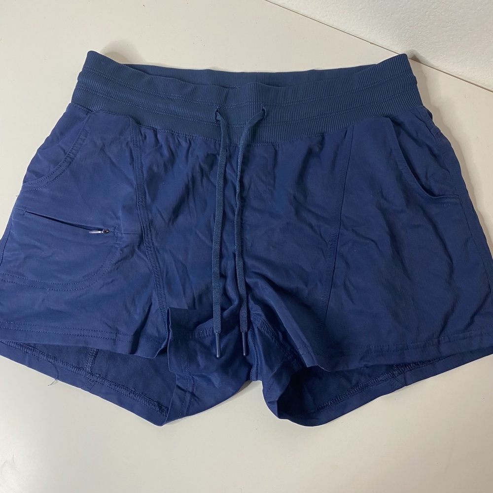 Running shorts - Picture 2 of 5